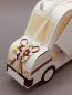 Preview: Geschenkschachtel verpackung Auto Hochzeit Blumenschmuck
